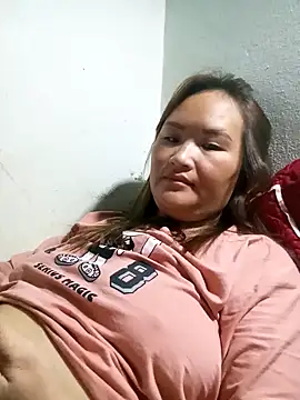 Snapshot of Tamara-a chatting on 11/06/25, 11:26 Tamara-a online show from 11/06/25, 11:26