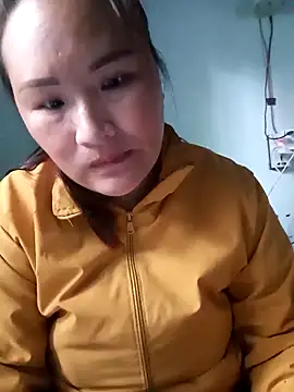 Snapshot of Tamara-a chatting on 11/14/25, 12:31 Tamara-a online show from 11/14/25, 12:31