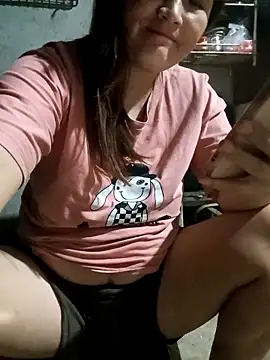 Snapshot of Tamara-a chatting on 11/16/25, 02:44 Tamara-a online show from 11/16/25, 02:44