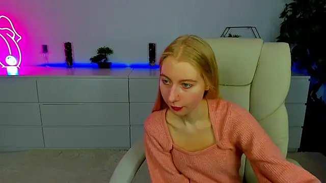 Alina Blonde online show from 10/14/25, 05:41