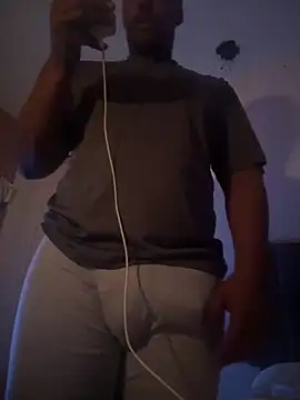 Snapshot of DemontimeLo chatting on 09/11/25, 06:46 DemontimeLo online show from 09/11/25, 06:46