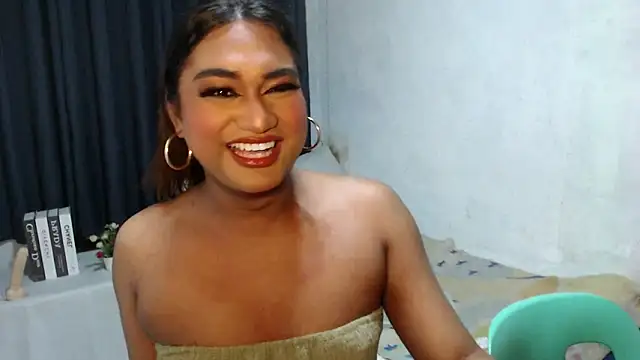 Elysia Fox online show from 11/21/25, 03:16