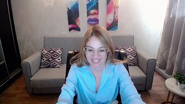 Snapshot of shy_hot_cat chatting on 09/18/25, 08:49 shy hot cat online show from 09/18/25, 08:49