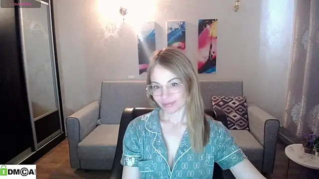 shy hot cat online show from 10/29/25, 07:32