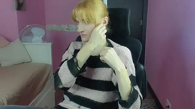 AcidTears online show from 11/11/25, 06:02