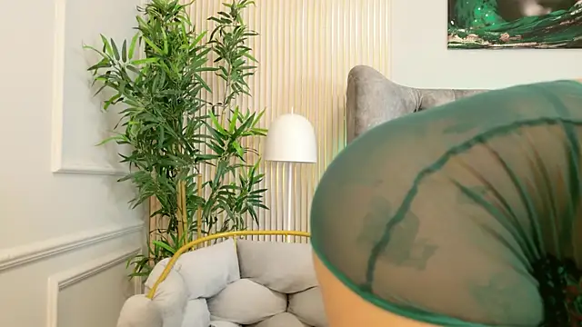 MeganXDesire online show from 10/19/25, 04:46