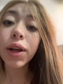 kimmy vegga2 online show from 11/07/25, 02:50