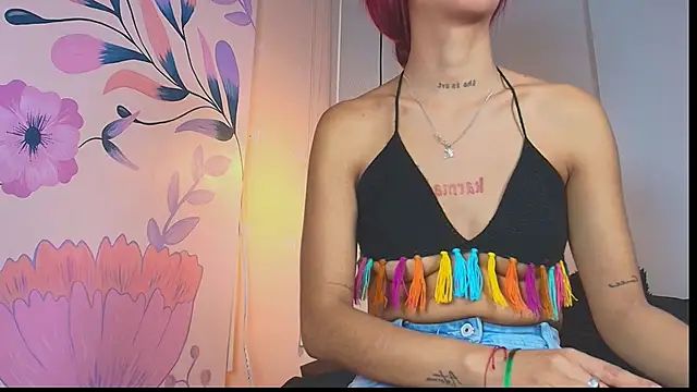 emma hearths online show from 10/17/25, 07:16