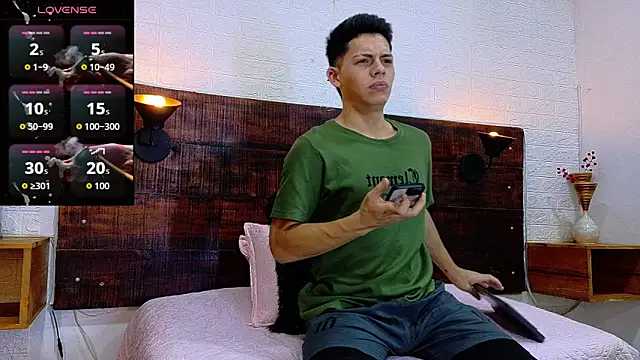 JhosuaVega online show from 10/07/25, 07:00