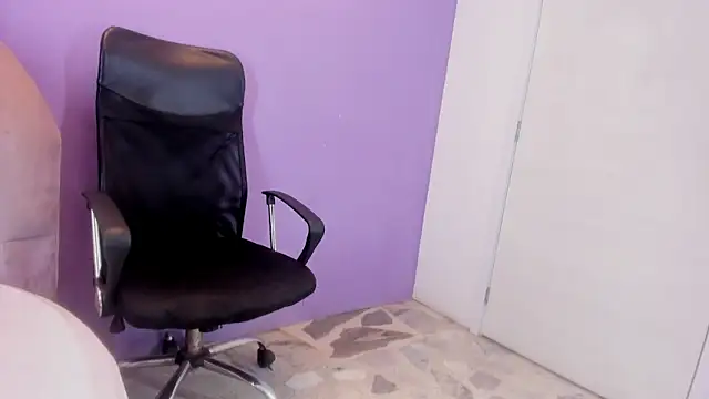 miajhonsonx online show from 11/15/25, 03:30