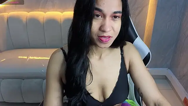 Maia Tx online show from 11/08/25, 01:00