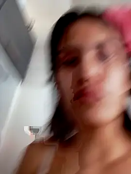 Isa Rouse   online show from 10/31/25, 02:40