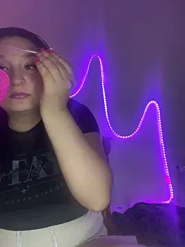 Emma  Fox  online show from 10/18/25, 03:24