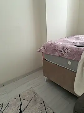 ALEYNABEREN1 online show from 10/18/25, 06:58