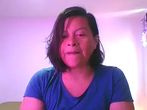 adri89-g online show from 09/30/25, 04:56