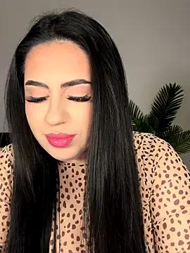 Snapshot of Andrestarr chatting on 11/12/25, 07:35 Andrestarr online show from 11/12/25, 07:35