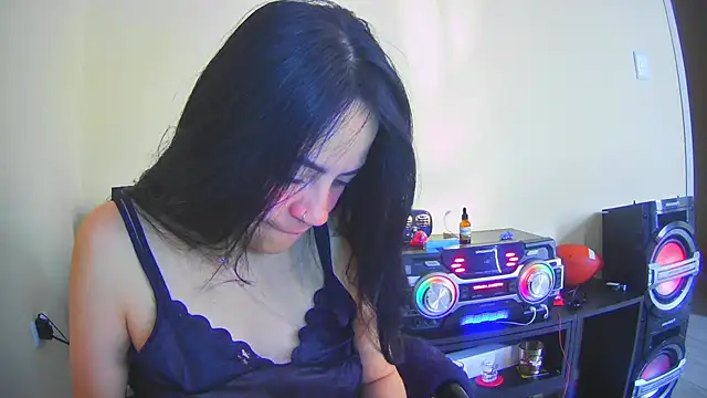 Snapshot of Ana-belle chatting on 09/12/25, 06:41 Ana-belle online show from 09/12/25, 06:41