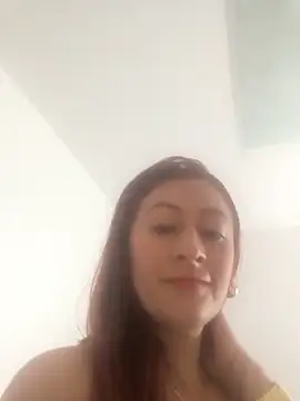 Snapshot of milenacardona chatting on 09/19/25, 04:07 milenacardona online show from 09/19/25, 04:07