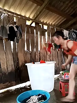 bonnie-00 online show from 10/22/25, 02:56