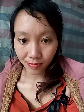 bonnie-00 online show from 11/06/25, 06:25