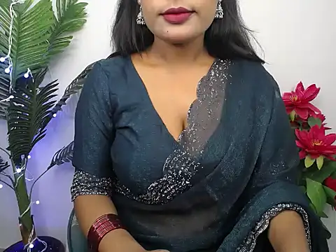 Snapshot of Naughtyy_stripgirl chatting on 10/08/25, 02:14 Naughtyy stripgirl online show from 10/08/25, 02:14