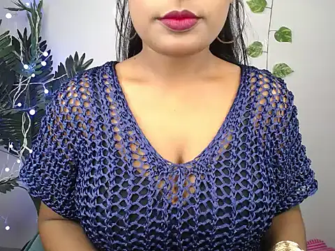 Snapshot of Naughtyy_stripgirl chatting on 10/18/25, 07:03 Naughtyy stripgirl online show from 10/18/25, 07:03