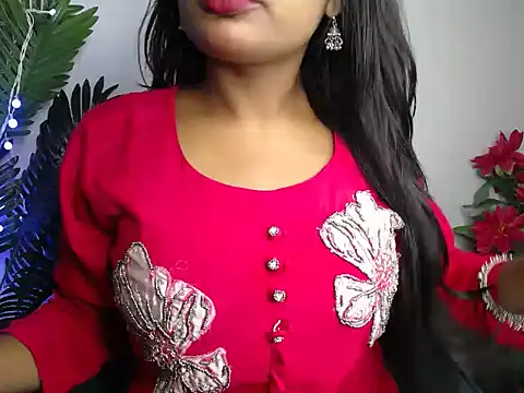 Snapshot of Naughtyy_stripgirl chatting on 10/24/25, 08:44 Naughtyy stripgirl online show from 10/24/25, 08:44