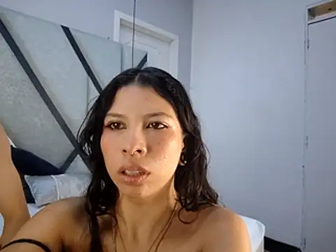 EthanCollen online show from 10/31/25, 11:28