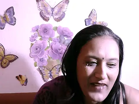 Indiansexyboobs18 online show from 09/18/25, 07:32