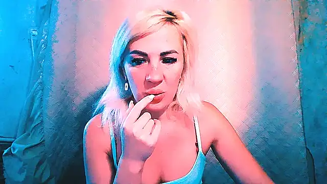 EmmaCat  online show from 09/17/25, 05:20