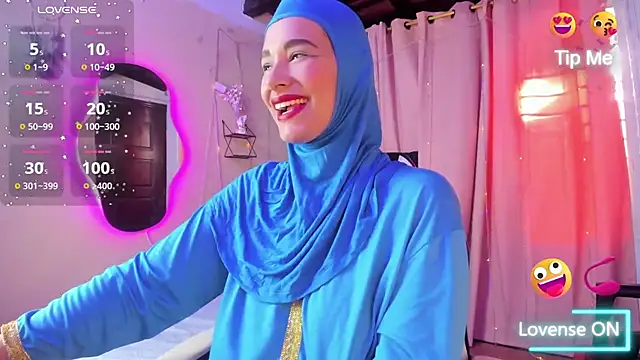 ShanaJamil online show from 10/30/25, 12:06