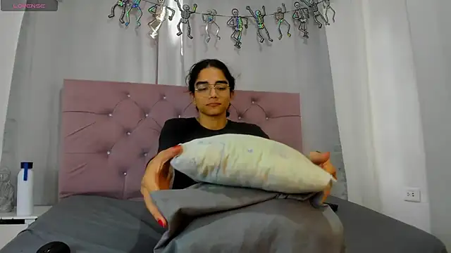 Snapshot of EthanBlackwoodd chatting on 11/07/25, 08:09 EthanBlackwoodd online show from 11/07/25, 08:09