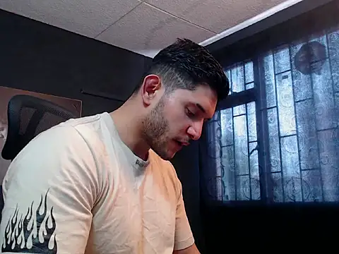 RichardMilleer online show from 10/27/25, 02:10