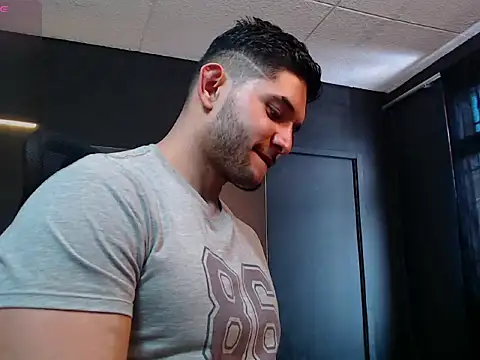 RichardMilleer online show from 11/07/25, 02:17