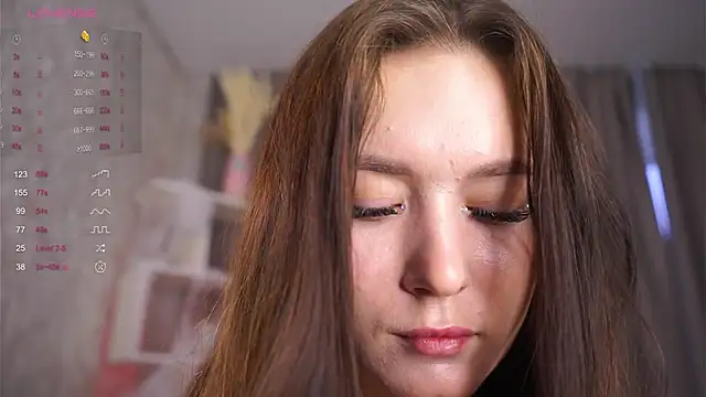 AlinaOrf online show from 10/30/25, 05:09