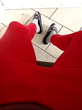 Snapshot of fullystroked chatting on 11/02/25, 11:12 fullystroked online show from 11/02/25, 11:12