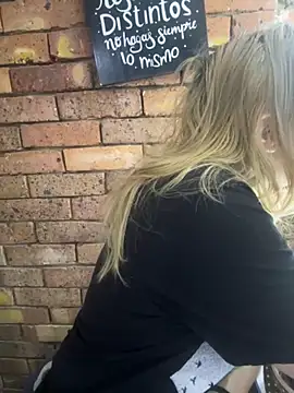 AlissaSpellman online show from 10/12/25, 06:51