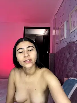 Snapshot of Isabella_Montoya chatting on 10/23/25, 01:43 Isabella Montoya online show from 10/23/25, 01:43