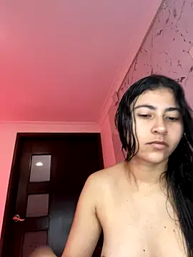 Snapshot of Isabella_Montoya chatting on 11/05/25, 04:07 Isabella Montoya online show from 11/05/25, 04:07