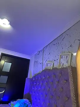 Snapshot of Isabella_Montoya chatting on 11/18/25, 05:39 Isabella Montoya online show from 11/18/25, 05:39