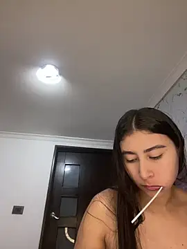 Snapshot of Isabella_Montoya chatting on 11/20/25, 07:57 Isabella Montoya online show from 11/20/25, 07:57