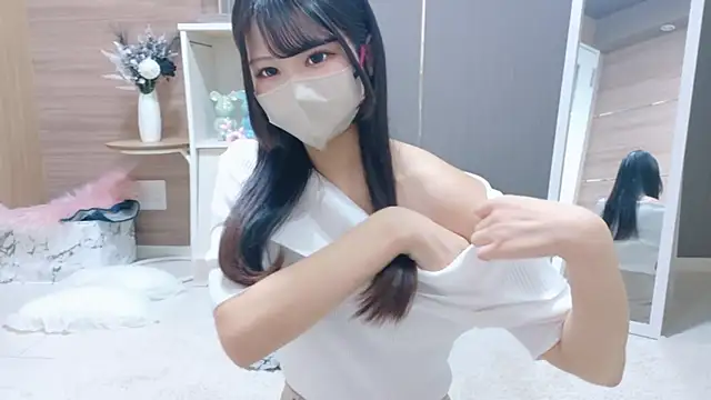 Snapshot of Ruru-shuv chatting on 09/27/25, 09:14 Ruru-shuv online show from 09/27/25, 09:14