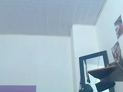 Snapshot of whitneytt chatting on 11/07/25, 06:24 whitneytt online show from 11/07/25, 06:24