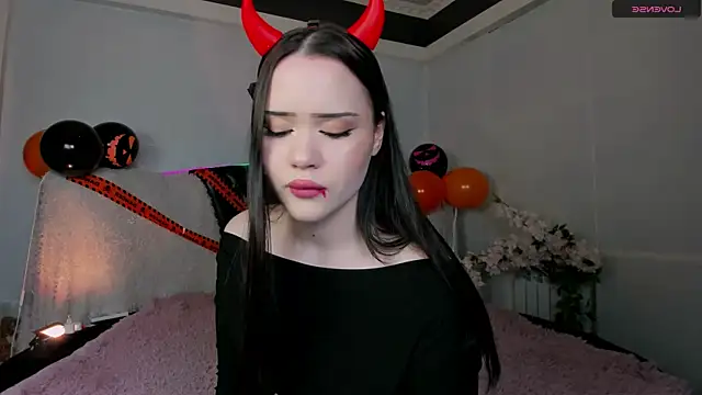  spicygirl online show from 10/31/25, 09:05