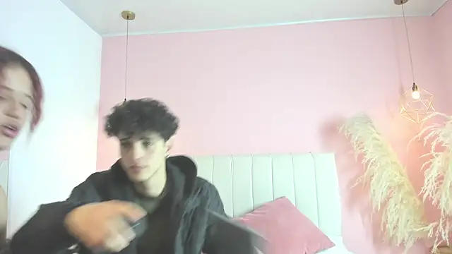  ruby red online show from 10/31/25, 04:02