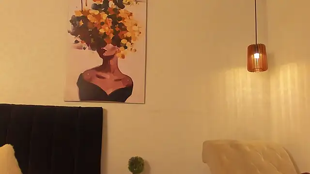  ruby red online show from 11/06/25, 05:30