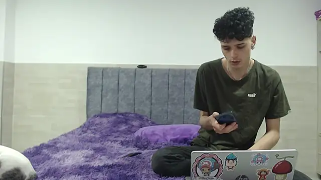  ruby red online show from 11/13/25, 09:25