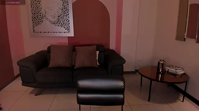 KatieAngelX online show from 10/24/25, 11:28