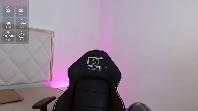 NANAKY TAY online show from 10/22/25, 11:54