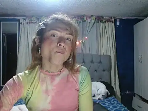 Snapshot of skarleth_hot21 chatting on 11/07/25, 12:32 skarleth hot21 online show from 11/07/25, 12:32